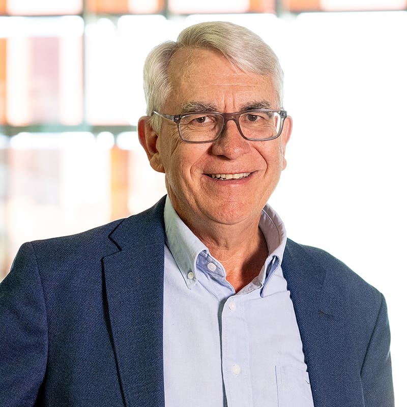 Professor Scott Bell