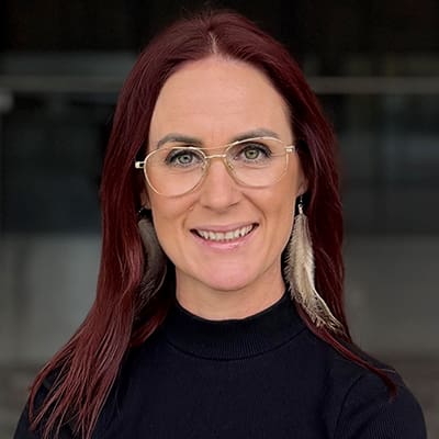 Associate Professor Courtney Ryder