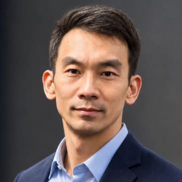 Dr Ming Lee