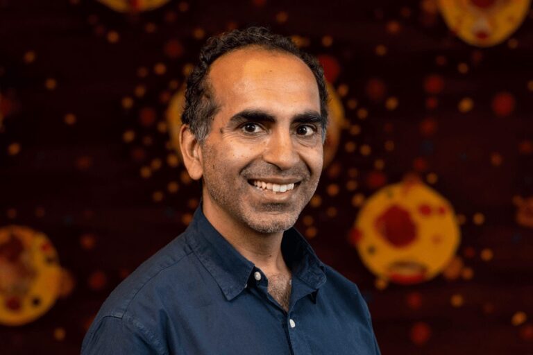 Leading haematologist honoured with Jian Zhou Medal