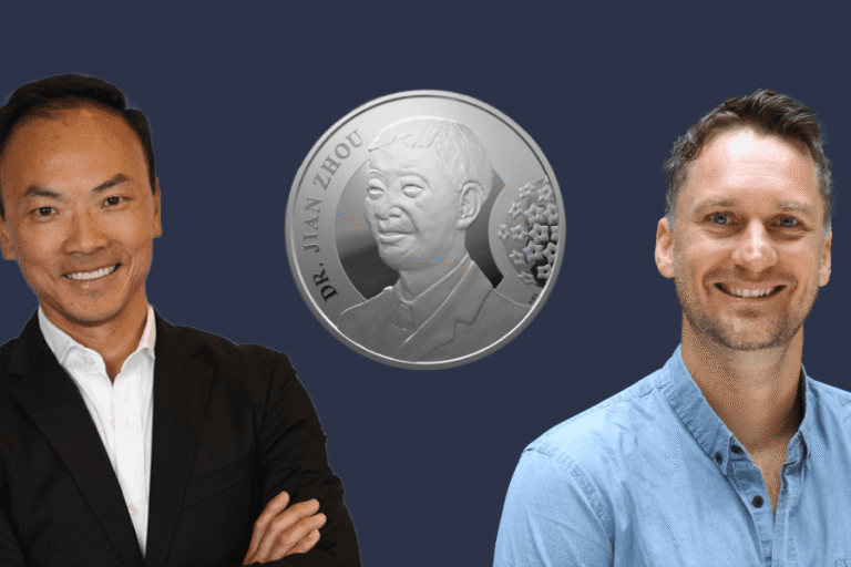Professor James Chong and Professor James Hudson, with the Jian Zhou Medal between them.